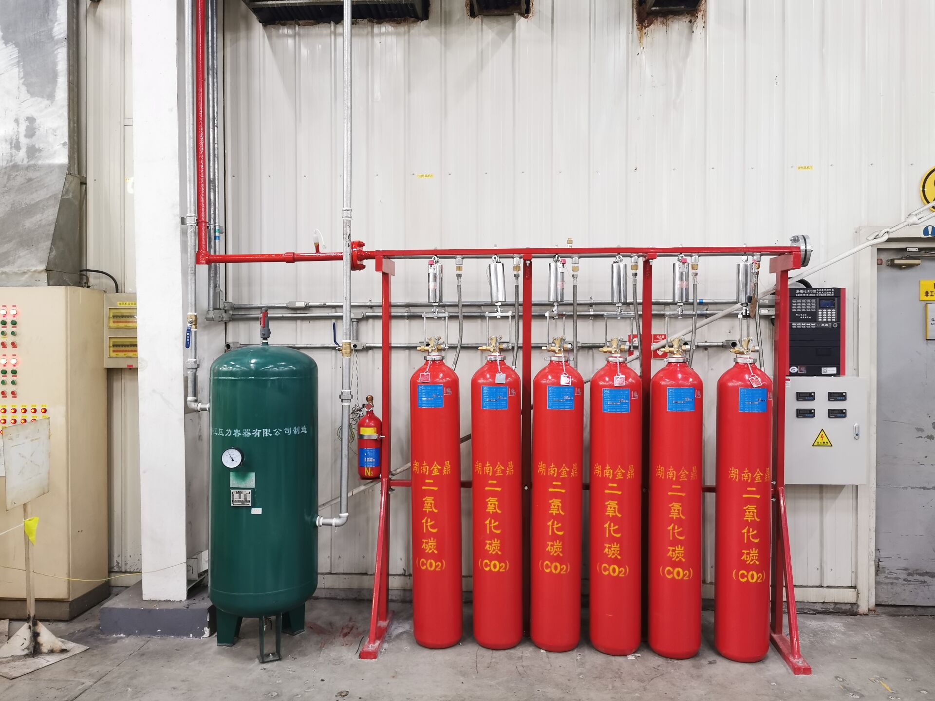 金鼎分享-<i style='color:red'>高压二氧化碳</i>灭火系统能不能使用在有人工作的场所